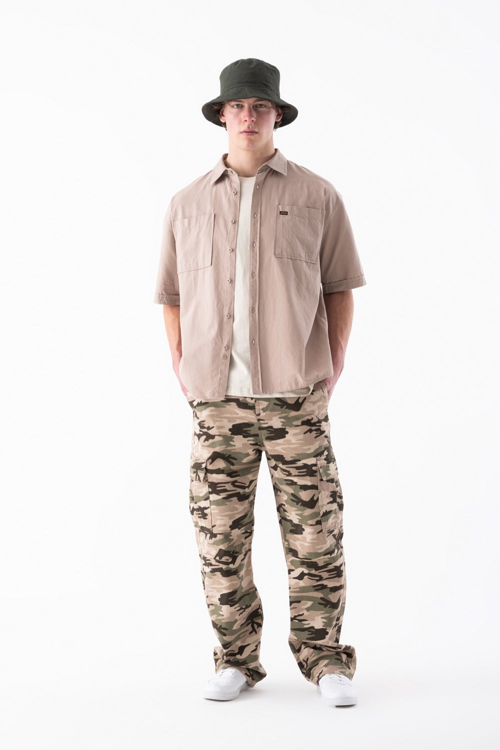 Oversized Dual-Pocket Short-Sleeve Shirt
