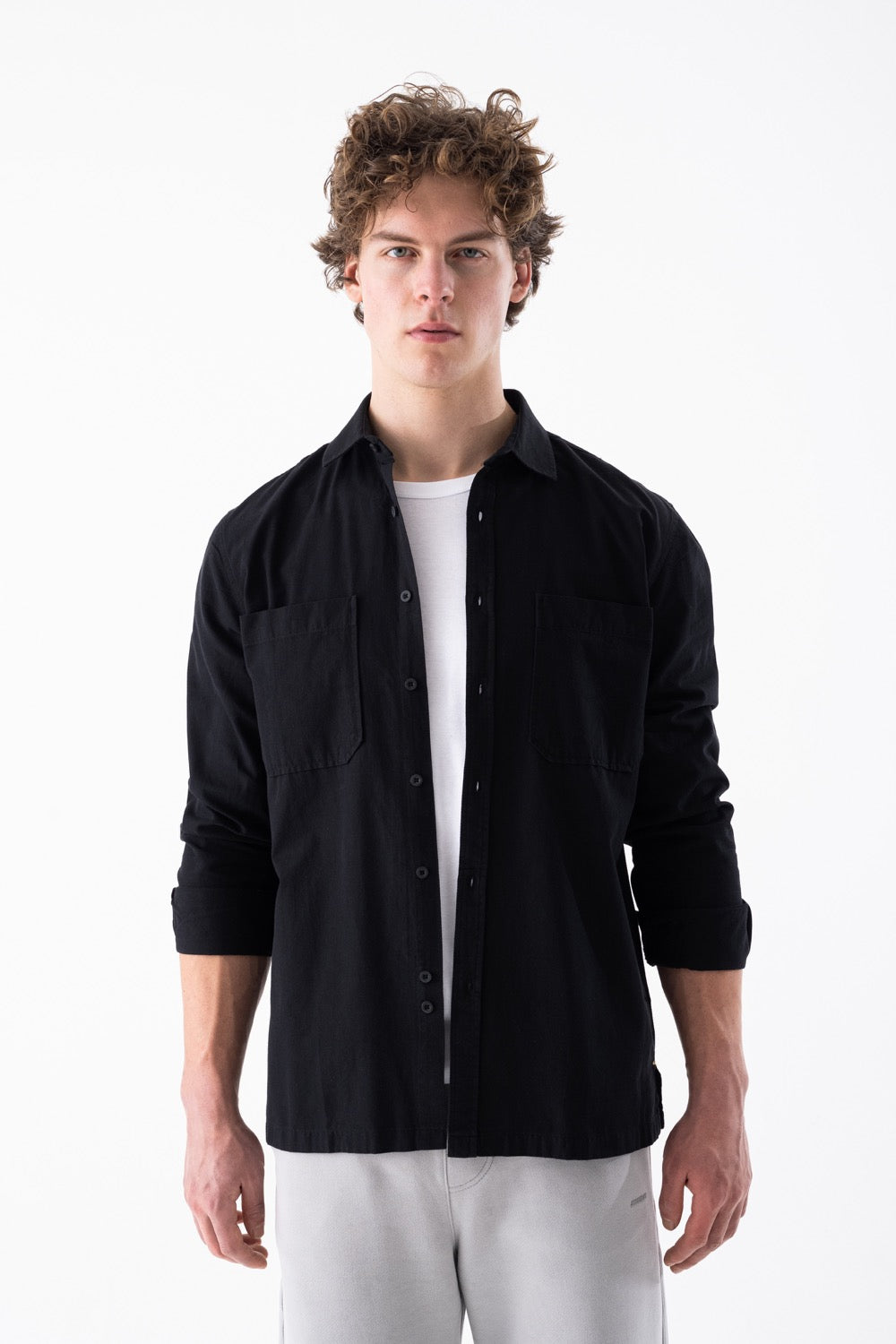 Airlife Relaxed Dual-Pocket Long Sleeve Shirt in Black