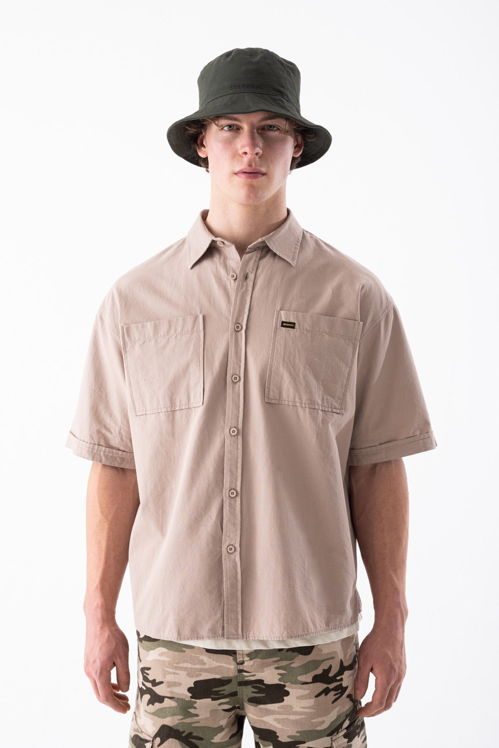 Oversized Dual-Pocket Short-Sleeve Shirt