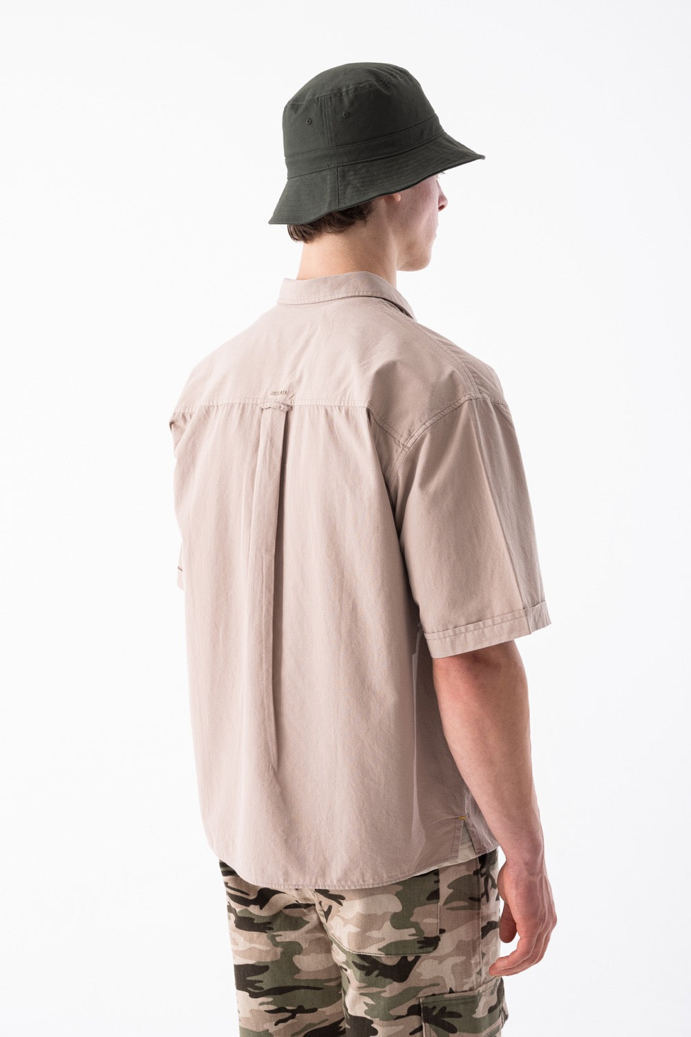 Oversized Dual-Pocket Short-Sleeve Shirt
