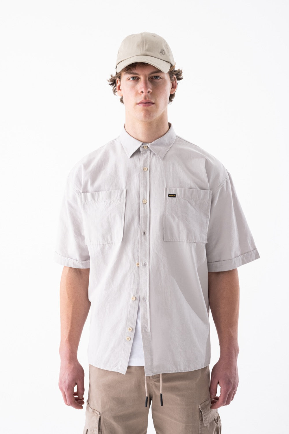 Oversized Dual-Pocket Short-Sleeve Shirt